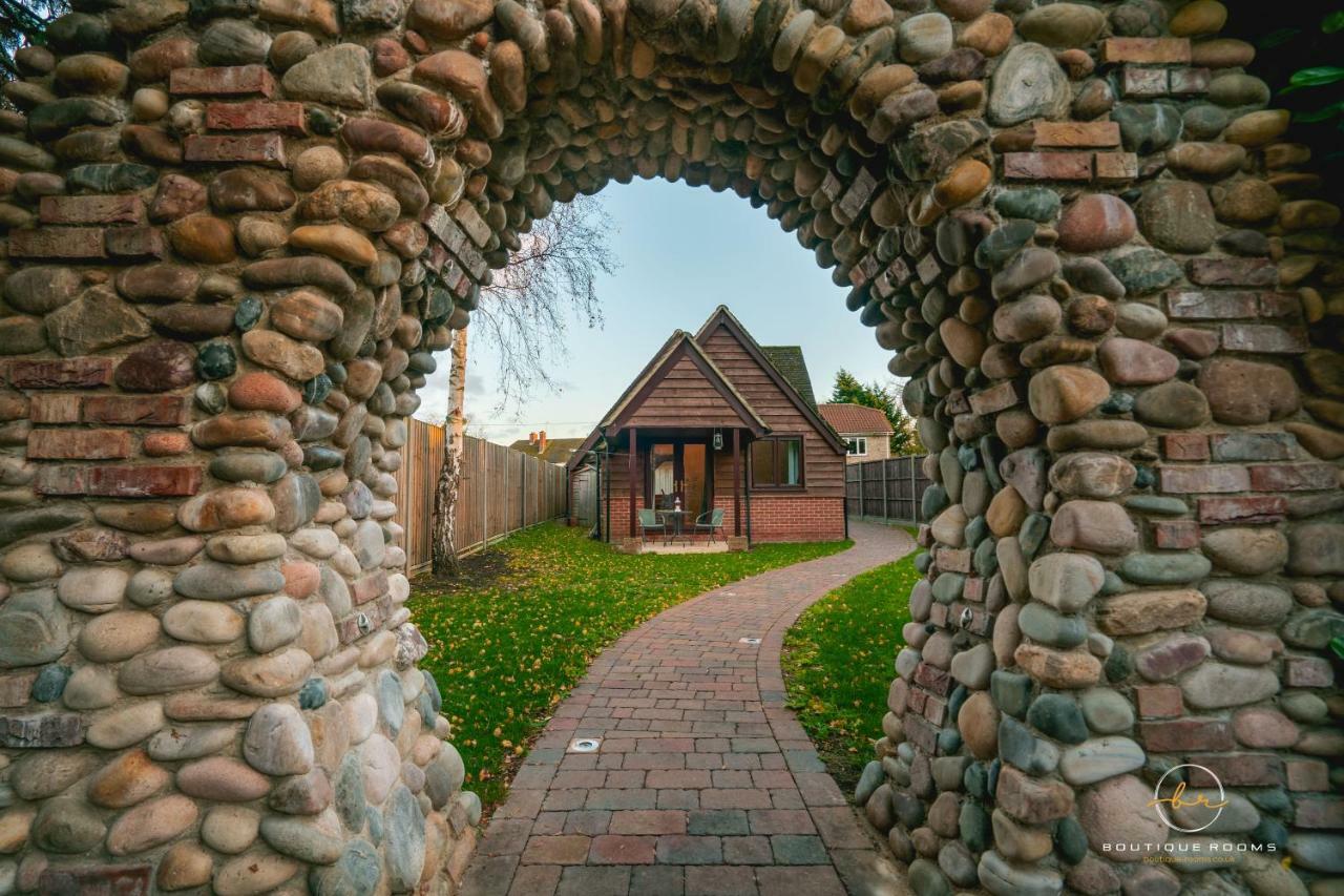 The Retreat Sauna & Hot Tub Boutique Rooms Great Paxton Exterior foto
